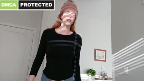 Snapshot of rose77782 chatting on 12/12/24, 02:11 rose77782 online show from 12/12/24, 02:11