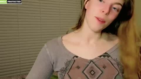 Snapshot of rose77782 chatting on 02/09/25, 10:32 rose77782 online show from 02/09/25, 10:32