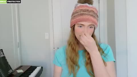 Snapshot of rose77782 chatting on 02/21/25, 05:31 rose77782 online show from 02/21/25, 05:31