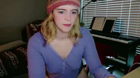 Snapshot of rose77782 chatting on 01/07/26, 03:25 rose77782 online show from 01/07/26, 03:25