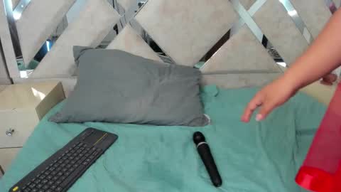 Snapshot of rose_nova_ chatting on 02/06/26, 08:56 Rose 3 online show from 02/06/26, 08:56