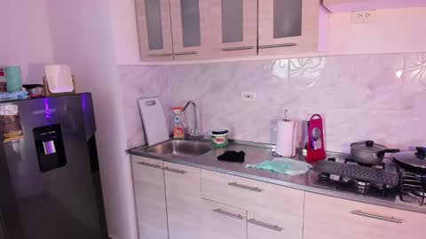 Snapshot of rose_sscott chatting on 03/22/26, 05:38 Jhoan Alexis online show from 03/22/26, 05:38