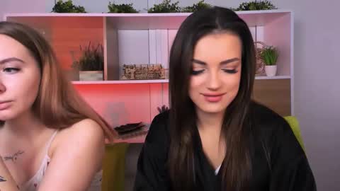 rose online show from 10/24/25, 08:33