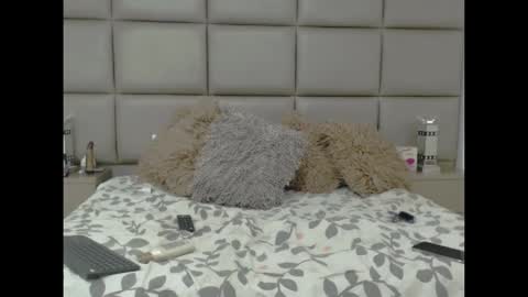 rose_valentiine online show from 05/22/26, 12:00