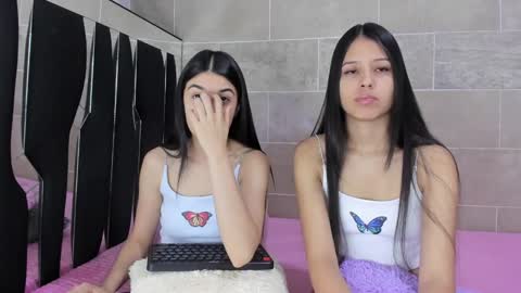 Rose y Miah online show from 01/02/25, 06:29