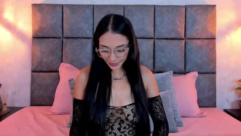 Snapshot of roseaurora chatting on 04/27/26, 11:19 roseaurora online show from 04/27/26, 11:19