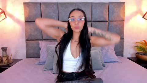 Snapshot of roseaurora chatting on 05/07/26, 12:54 roseaurora online show from 05/07/26, 12:54