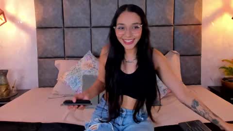 Snapshot of roseaurora chatting on 06/01/26, 10:39 roseaurora online show from 06/01/26, 10:39