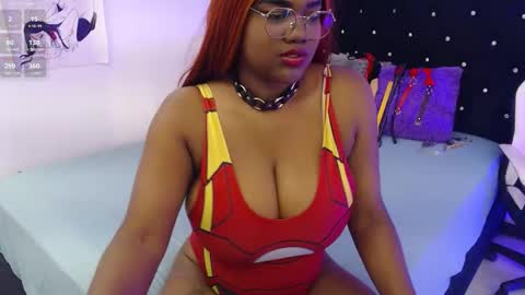 Your girl Rose  6k of followers online show from 10/31/25, 09:38