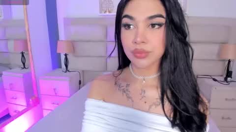 Rose online show from 10/03/25, 01:30