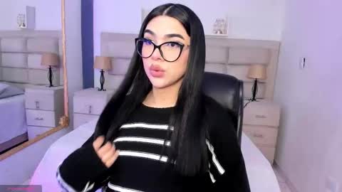 Rose online show from 10/21/25, 01:01