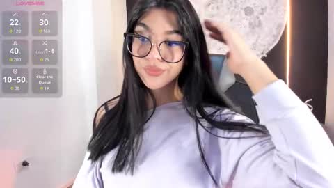 Rose online show from 11/06/25, 01:34