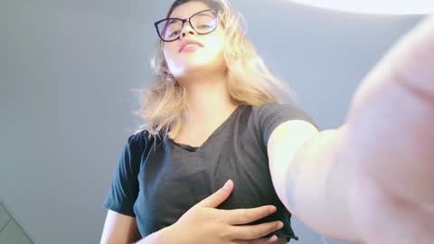 rosedelic online show from 12/06/24, 03:08