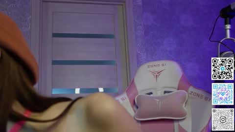 roseess_ online show from 03/03/25, 08:11