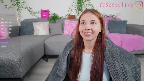 roseess_ online show from 09/21/25, 01:24