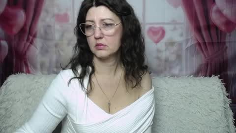 Snapshot of rosehille chatting on 05/02/26, 05:12 RoseHille online show from 05/02/26, 05:12