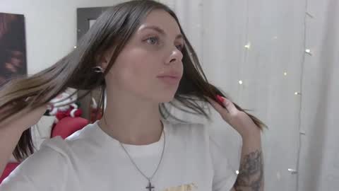 Rose Hubbard online show from 12/29/24, 08:33