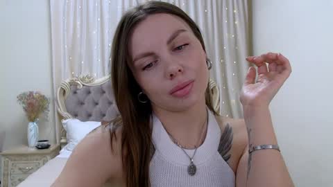 Rose Hubbard online show from 01/22/25, 05:16