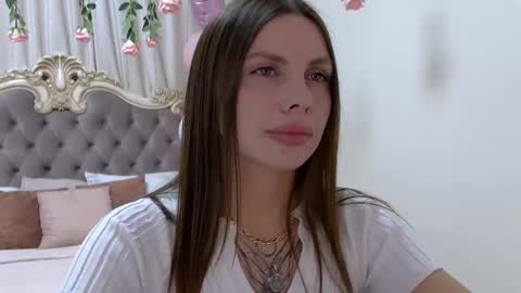 Rose Hubbard online show from 03/05/25, 05:29