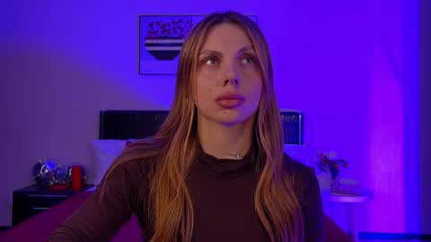 Rose Hubbard online show from 09/28/25, 01:38