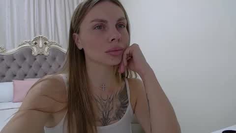 Rose Hubbard online show from 09/30/25, 06:07