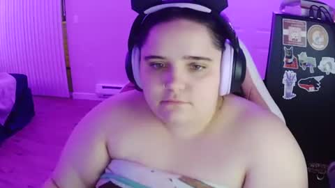 Snapshot of rosekiller55 chatting on 11/01/25, 02:30 rosekiller55 online show from 11/01/25, 02:30