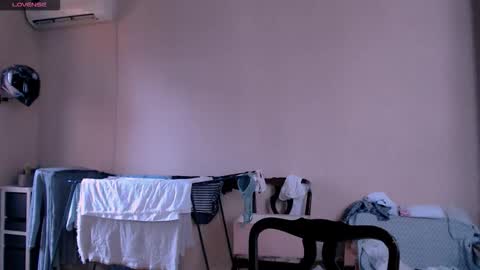 Rose online show from 09/28/25, 08:09