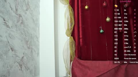 Lyla OF roselinedior online show from 12/19/25, 11:50