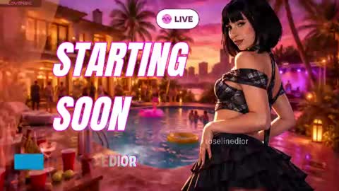 Snapshot of roselinedior chatting on 06/16/26, 02:52 Lyla OF roselinedior online show from 06/16/26, 02:52