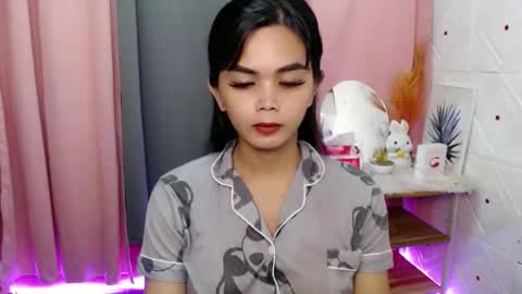 Snapshot of rosella_xx chatting on 03/23/26, 09:52 TONETH online show from 03/23/26, 09:52