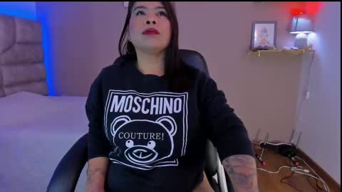 roselyn online show from 10/11/25, 09:19