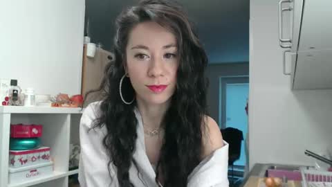 Rose online show from 01/07/25, 12:09