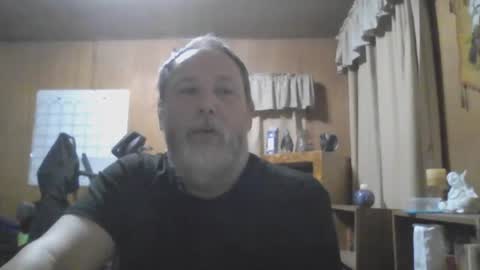 Snapshot of rosepanda chatting on 12/28/24, 08:58 Lost4gain online show from 12/28/24, 08:58