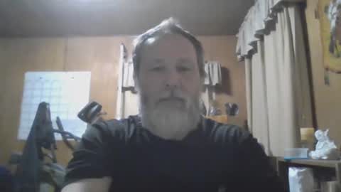 Snapshot of rosepanda chatting on 01/20/25, 07:25 Lost4gain online show from 01/20/25, 07:25