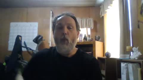 Snapshot of rosepanda chatting on 02/08/25, 04:04 Lost4gain online show from 02/08/25, 04:04