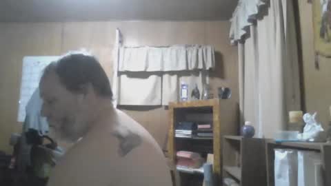 Snapshot of rosepanda chatting on 02/16/25, 02:31 Lost4gain online show from 02/16/25, 02:31