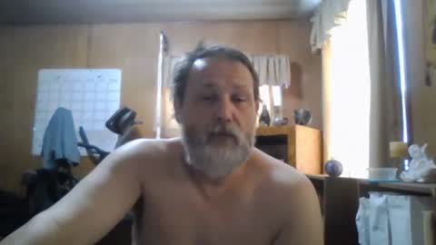 Snapshot of rosepanda chatting on 02/23/25, 02:35 Lost4gain online show from 02/23/25, 02:35