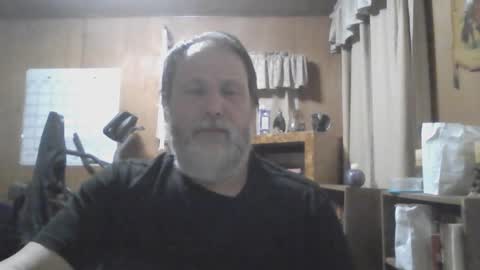 Snapshot of rosepanda chatting on 03/01/25, 01:53 Lost4gain online show from 03/01/25, 01:53