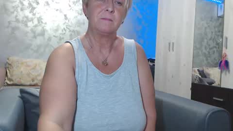 Lovepinklilly online show from 01/15/25, 09:20