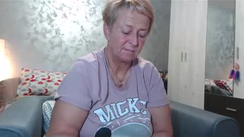 Lovepinklilly online show from 01/28/25, 06:28