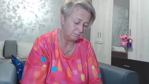 Lovepinklilly online show from 02/20/25, 06:13