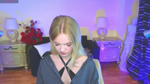 Snapshot of roses_kate chatting on 10/02/25, 11:06 Sweety Kate online show from 10/02/25, 11:06