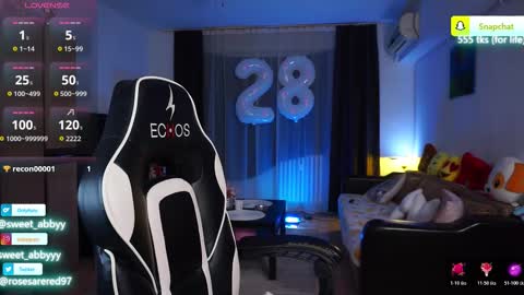 Snapshot of rosesarered97 chatting on 02/01/26, 08:18 Abbygail online show from 02/01/26, 08:18