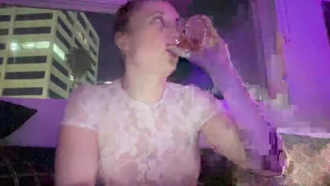 Snapshot of rosewater861 chatting on 02/20/25, 03:01 not your average online show from 02/20/25, 03:01