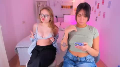 Roshelle online show from 02/13/25, 02:52