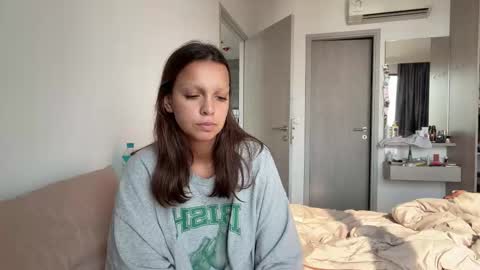 Roshelle online show from 03/12/26, 08:53