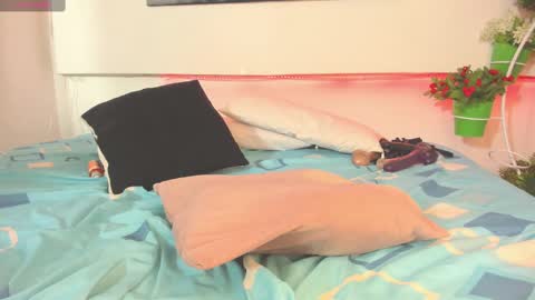 rosi_cooper online show from 02/19/25, 04:55