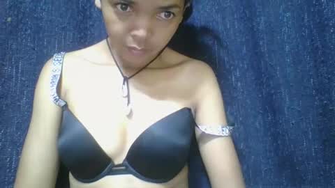 rosia685234 online show from 02/19/25, 09:06