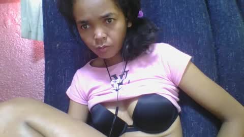 rosia685234 online show from 02/20/25, 09:22