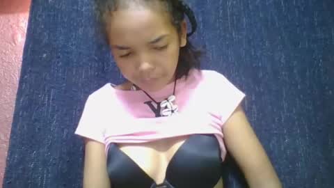 rosia685234 online show from 02/25/25, 08:03